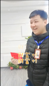 號(hào)外！號(hào)外！本周出現(xiàn)百元大獎(jiǎng)！越努力越幸運(yùn)！